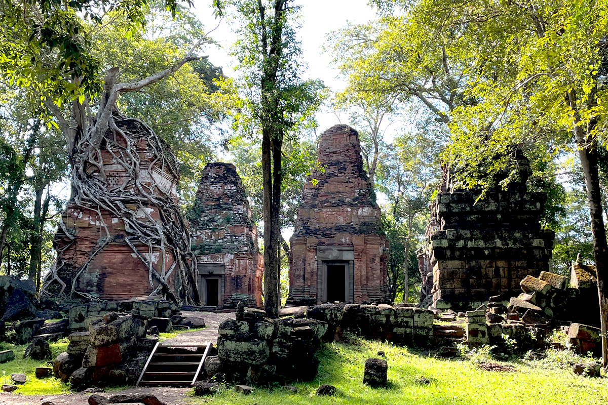 Prasat Pram